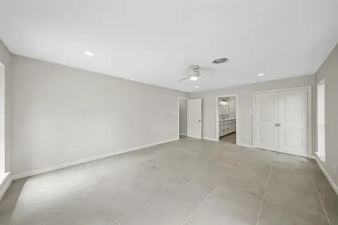 2261 Riverside Drive West Columbia TX 77486