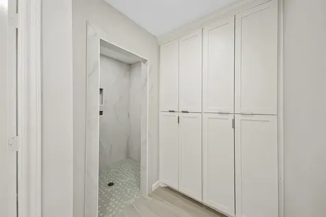 2261 Riverside Drive West Columbia TX 77486