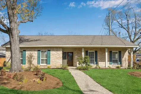 607 Blue Willow Drive Houston TX 77042