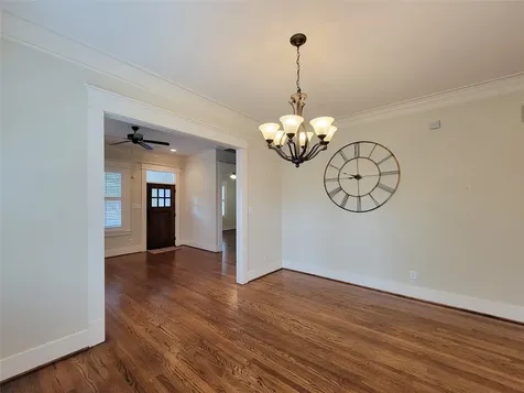 1140 W Cottage Street Houston TX 77009