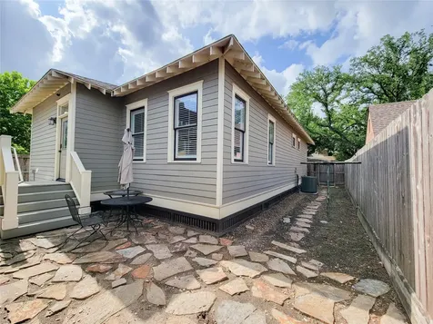 1140 W Cottage Street Houston TX 77009