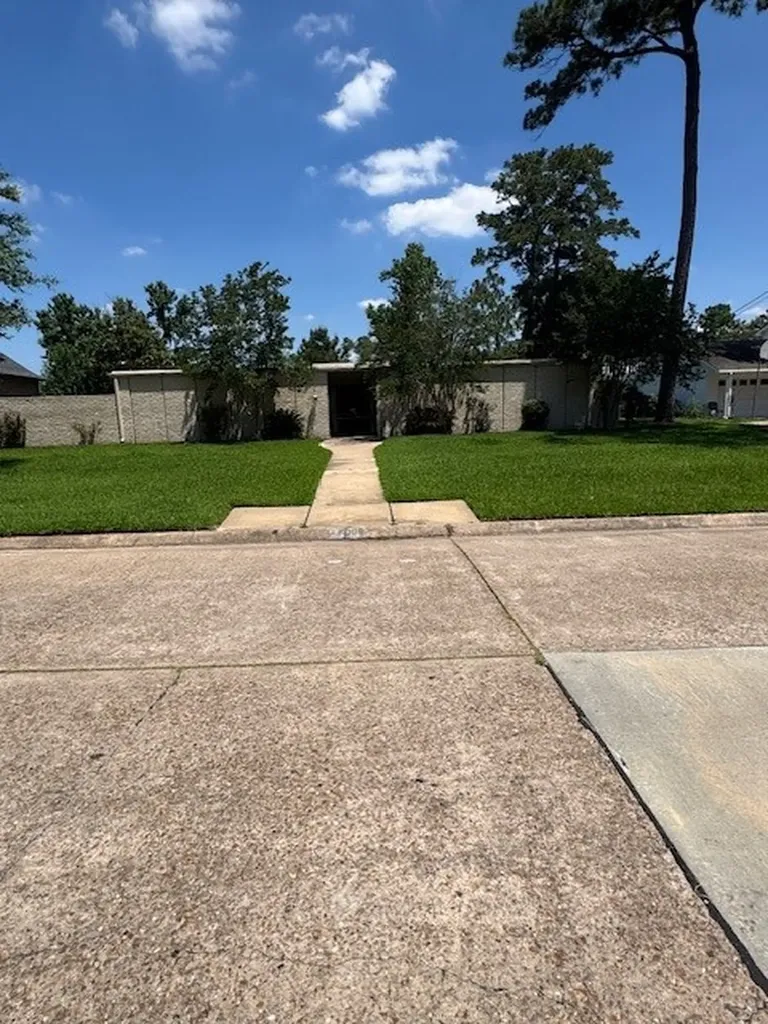 6006 Bermuda Dunes Drive Houston TX 77069