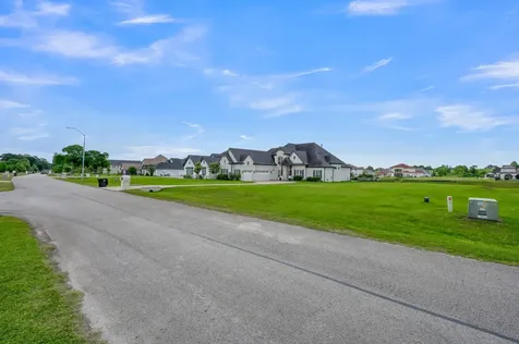 11617 Grand View Drive Montgomery TX 77356