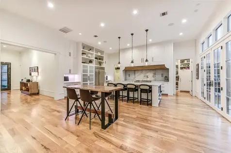 2205 Goldsmith Street Houston TX 77030