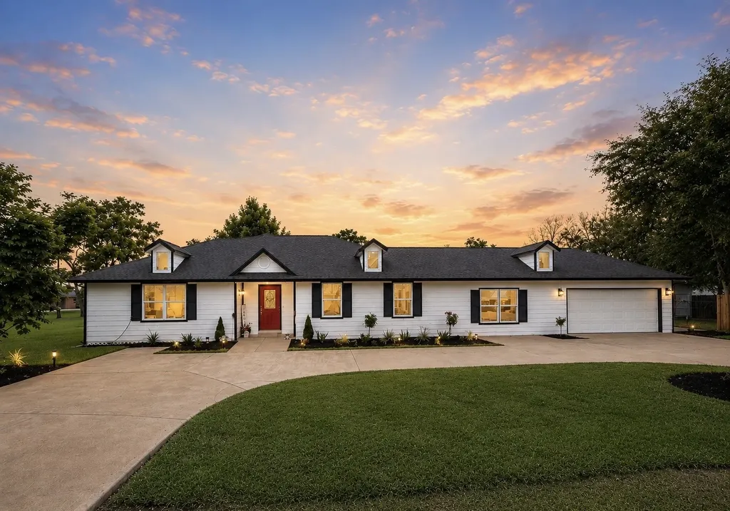 1214 Main Street Alvin TX 77511