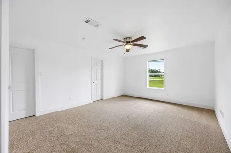 1214 Main Street Alvin TX 77511