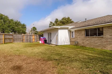 371 Somerset Court Alvin TX 77511