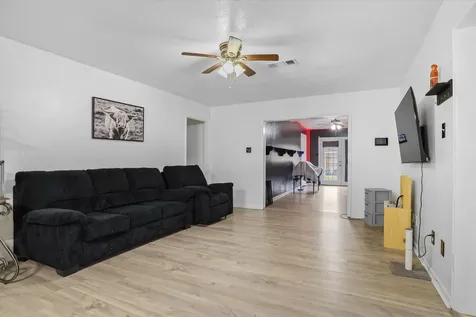 371 Somerset Court Alvin TX 77511