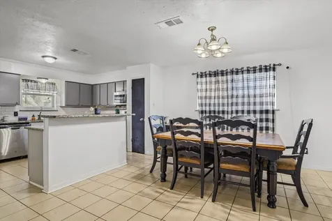 371 Somerset Court Alvin TX 77511