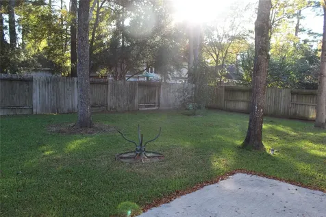 71 N Brooksedge Circle The Woodlands TX 77382