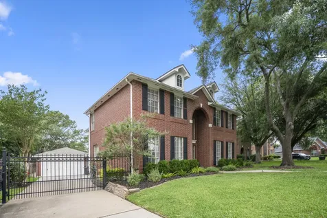 16315 Hammerwood Court Tomball TX 77377