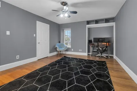 1909 Brun Street 17 Houston TX 77019