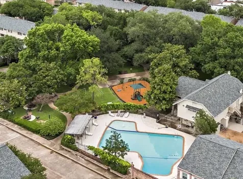6434 Burgoyne Road 109 Houston TX 77057