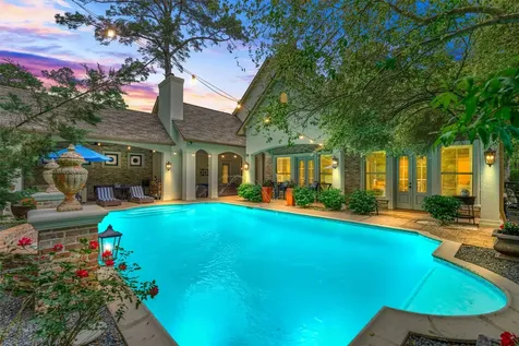 106 Fairwater Drive Montgomery TX 77356