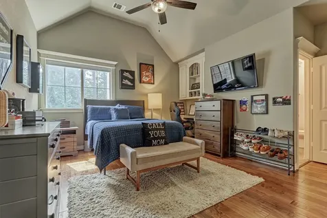 106 Fairwater Drive Montgomery TX 77356