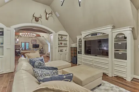 106 Fairwater Drive Montgomery TX 77356