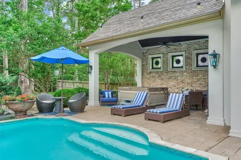 106 Fairwater Drive Montgomery TX 77356