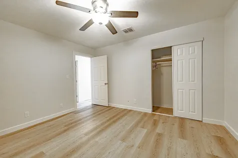 421 W Runk Street Shiner TX 77984