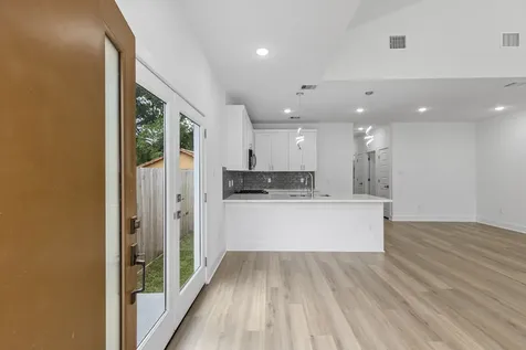 8109 Hamlet Street A Houston TX 77078