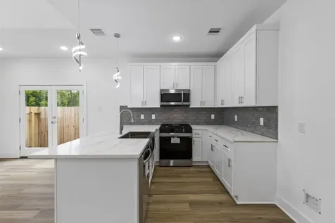 8109 Hamlet Street A Houston TX 77078