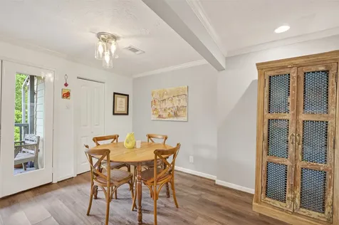 745 Worthshire Street Houston TX 77008