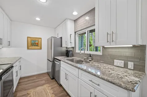 745 Worthshire Street Houston TX 77008