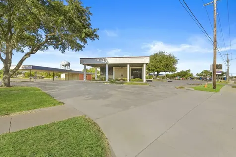 2401 Termini Street Dickinson TX 77539