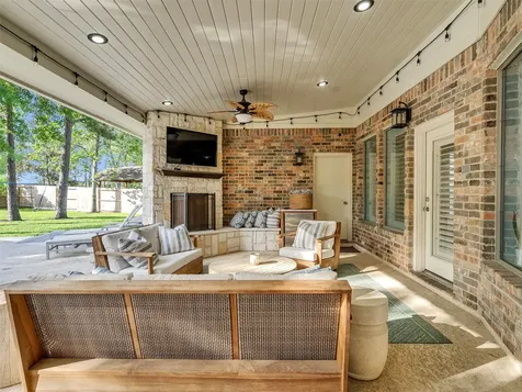 14323 Horizon Falls Lane Humble TX 77396