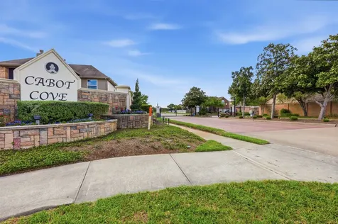 3608 Barrington Court Pearland TX 77584