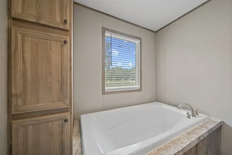 404 County Road 3295 Cleveland TX 77327