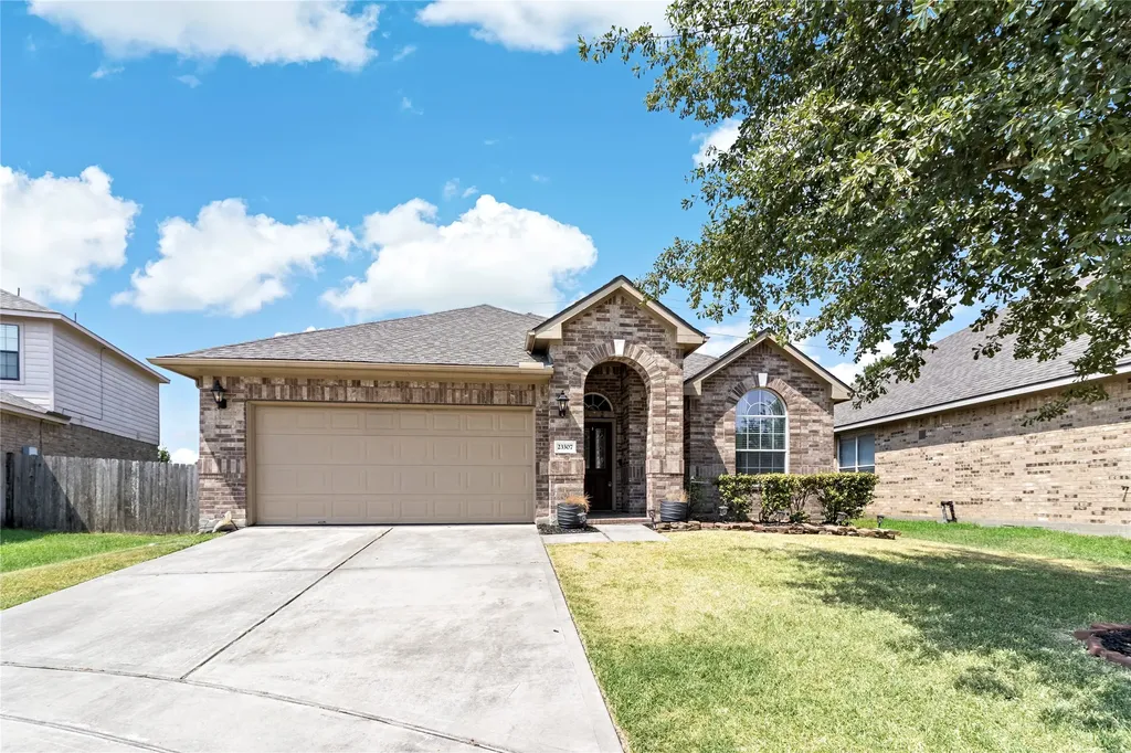 23307 W Pine Ivy Lane Tomball TX 77375