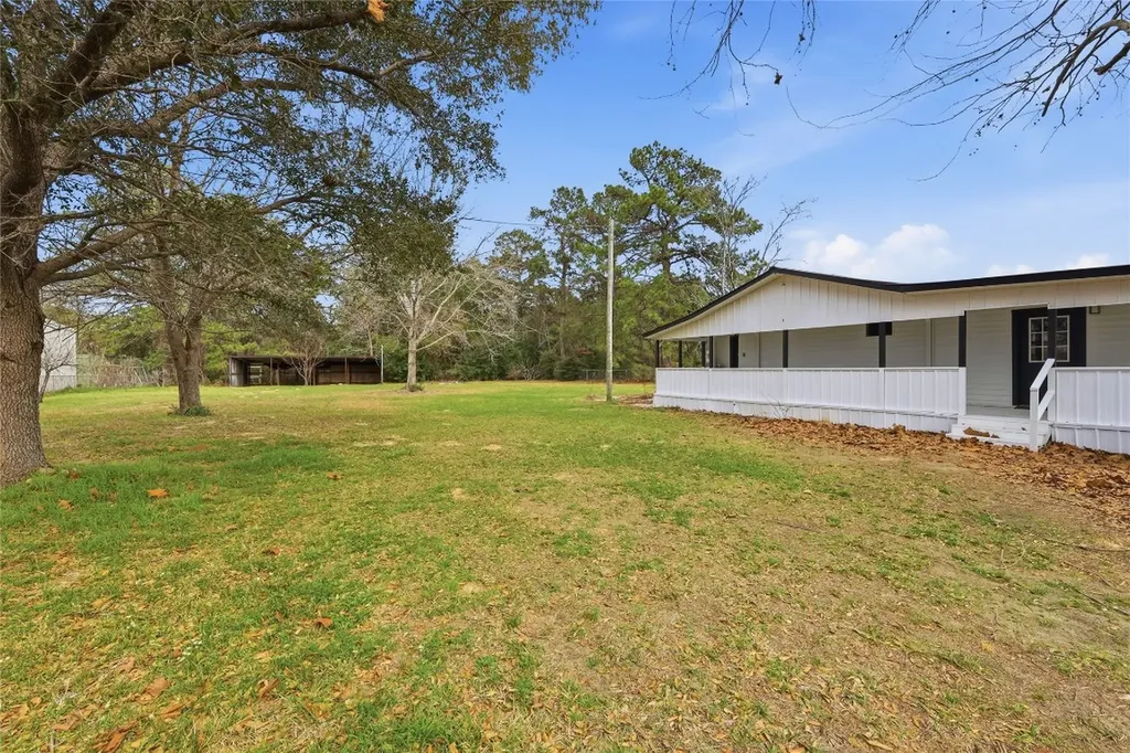 122 County Road 223 Brookeland TX 75931