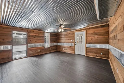 122 County Road 223 Brookeland TX 75931