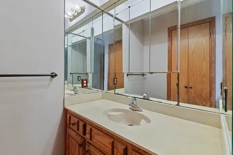 10703 Crestfield Court Houston TX 77070