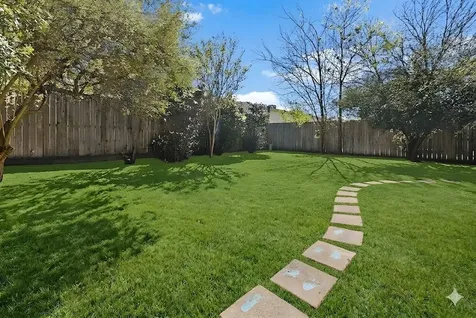 10703 Crestfield Court Houston TX 77070