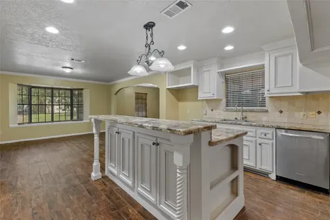 10703 Crestfield Court Houston TX 77070