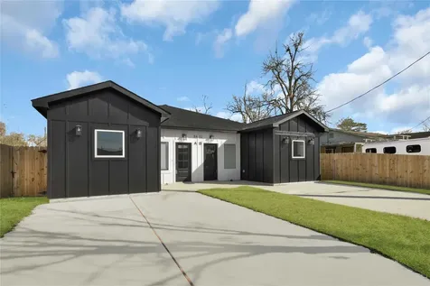 8402 Double Avenue B Houston TX 77088