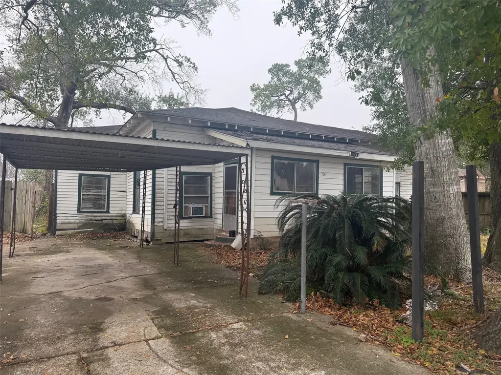 2630 Carmel Street Houston TX 77091