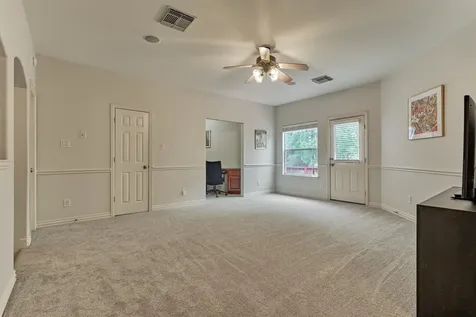11 N French Oaks Circle The Woodlands TX 77382