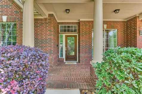 11 N French Oaks Circle The Woodlands TX 77382