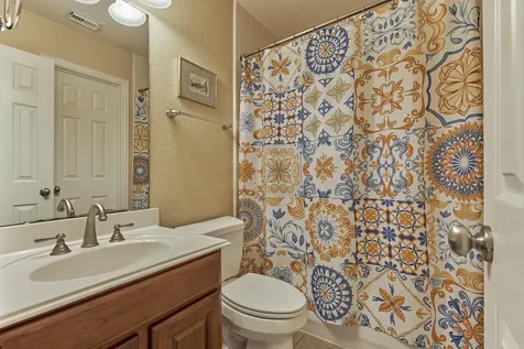 11 N French Oaks Circle The Woodlands TX 77382