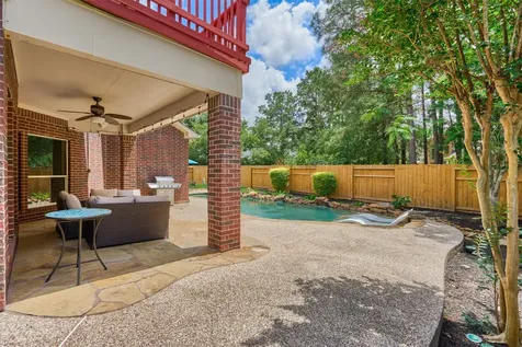 11 N French Oaks Circle The Woodlands TX 77382