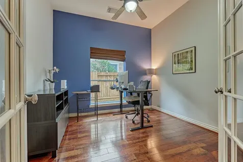 11 N French Oaks Circle The Woodlands TX 77382