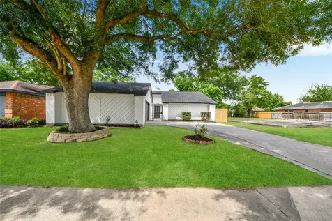 13122 Benford Drive Houston TX 77099