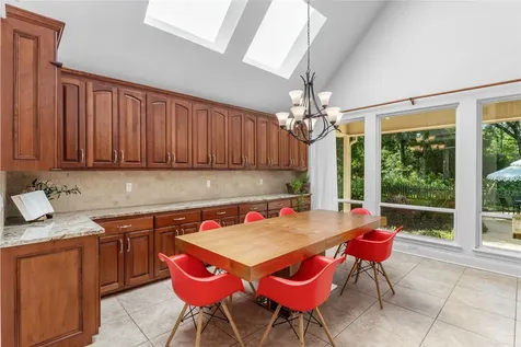 5918 Elmwood Hill Lane Houston TX 77345