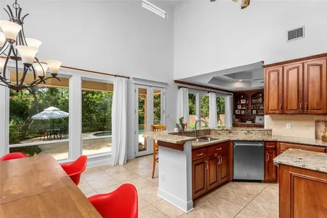 5918 Elmwood Hill Lane Houston TX 77345