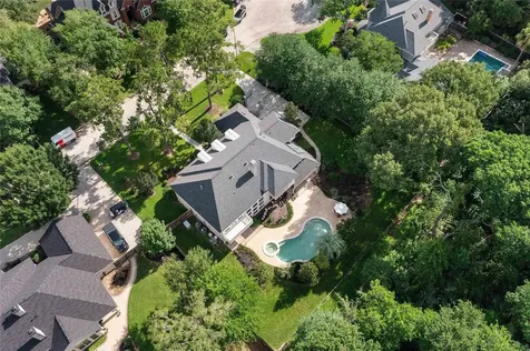 5918 Elmwood Hill Lane Houston TX 77345