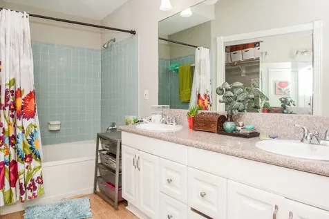 5204 Breckenridge Drive Houston TX 77066