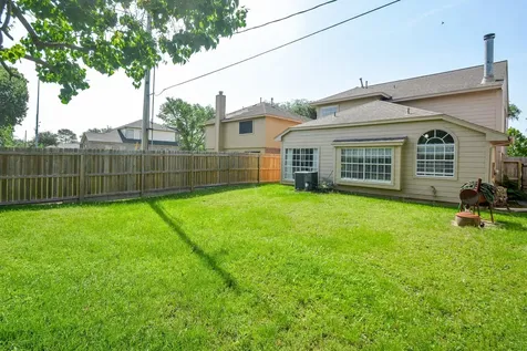 5204 Breckenridge Drive Houston TX 77066