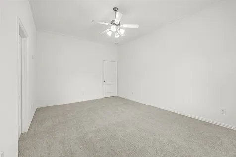 828 Grassy Knoll Trail La Marque TX 77568